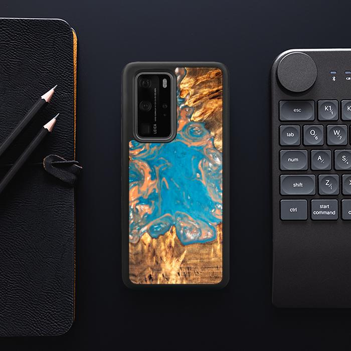 Huawei P40 Pro Handyhülle aus Harz und Holz - SYNERGY#B22