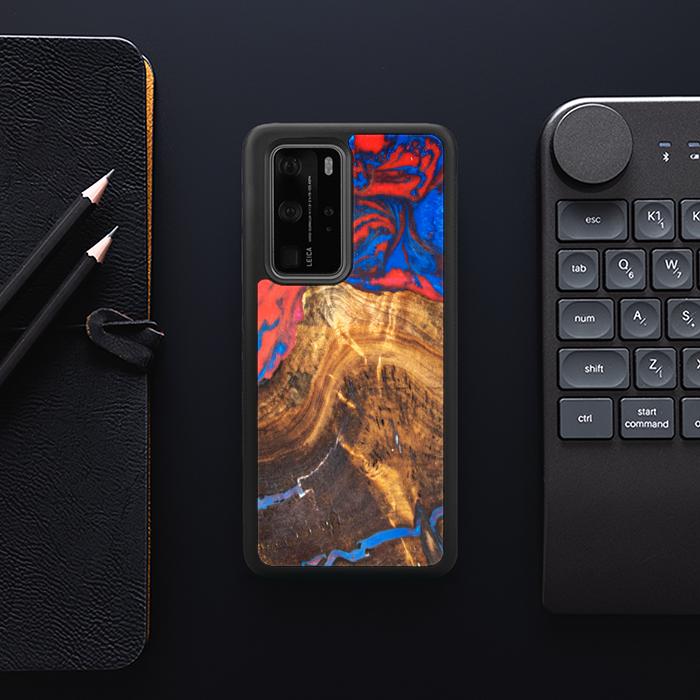 Huawei P40 Pro Handyhülle aus Harz und Holz - SYNERGY#B31