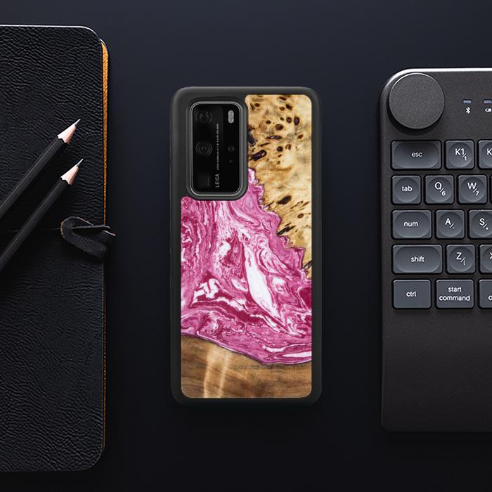 Huawei P40 Pro Handyhülle aus Harz und Holz - Synergy#129