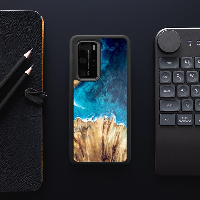 Huawei P40 Pro Handyhülle aus Harz und Holz - Synergy#D126