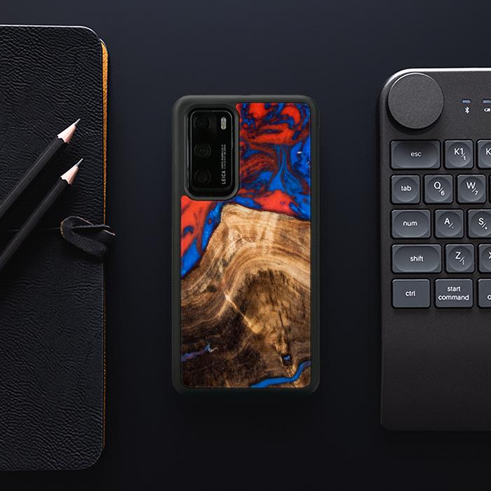 Huawei P40 Handyhülle aus Harz und Holz - SYNERGY#A82