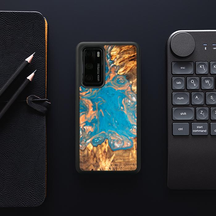 Huawei P40 Handyhülle aus Harz und Holz - SYNERGY#B22