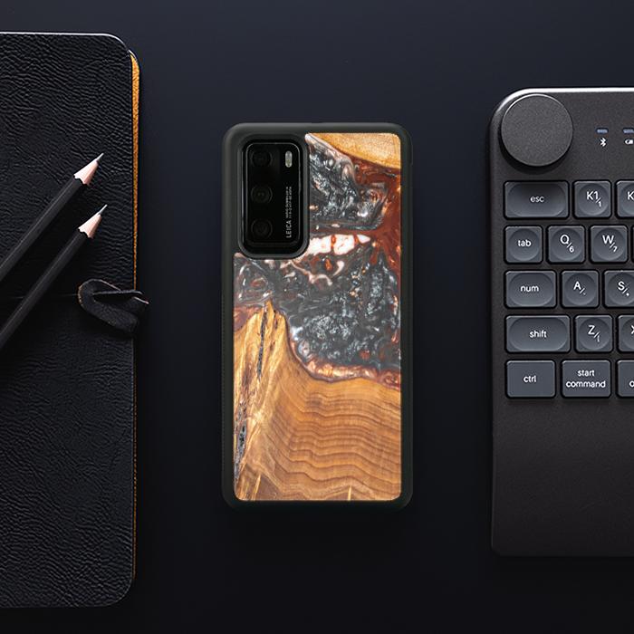Huawei P40 Handyhülle aus Harz und Holz - SYNERGY#B37