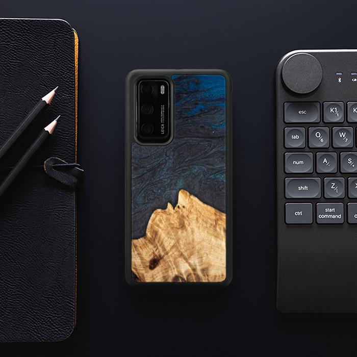 Huawei P40 Handyhülle aus Harz und Holz - Synergy#C5