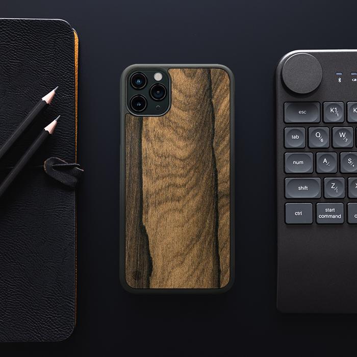 iPhone 11 Pro Max Handyhülle aus Holz - Ziricote