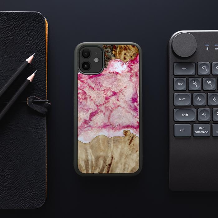 iPhone 11 Handyhülle aus Harz und Holz - Synergy#D101
