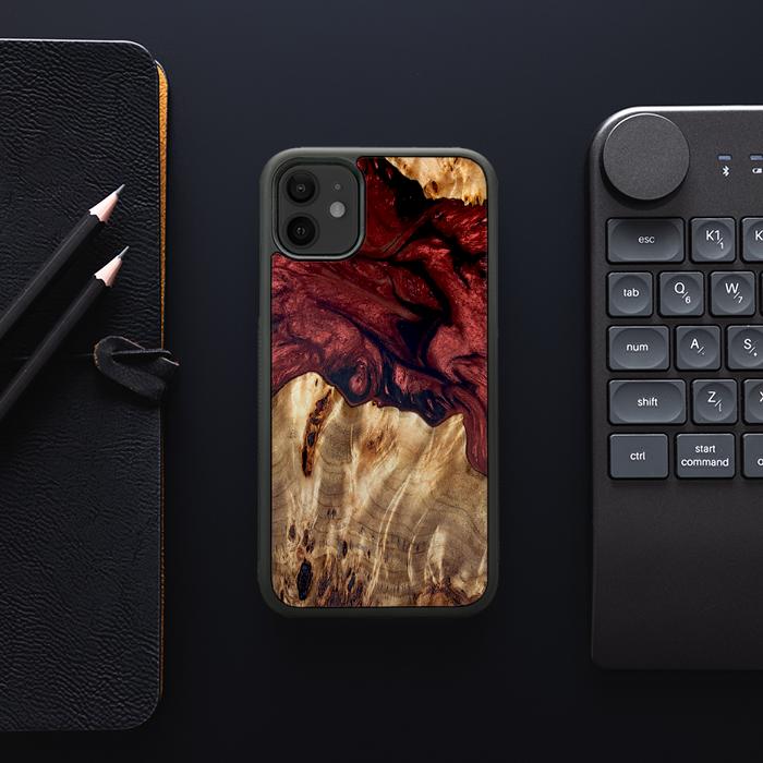 iPhone 11 Handyhülle aus Harz und Holz - Synergy#D121