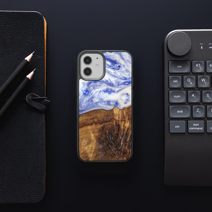 iPhone 12 Mini Handyhülle aus Harz und Holz - SYNERGY#B04