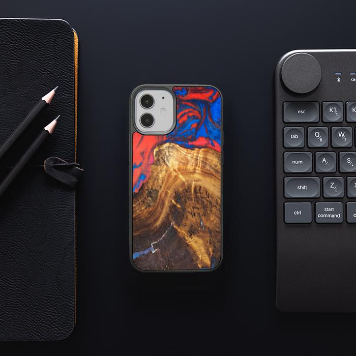 iPhone 12 Mini Handyhülle aus Harz und Holz - SYNERGY#B31