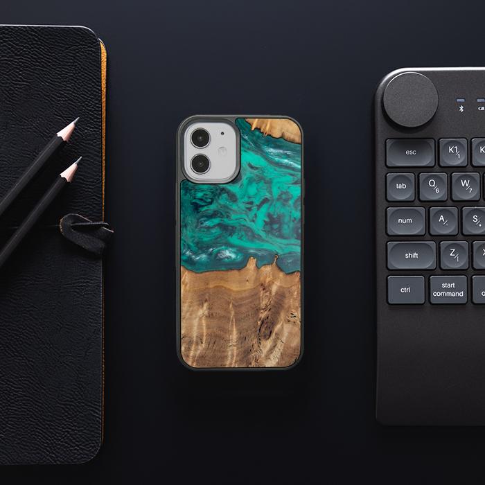 iPhone 12 Mini Handyhülle aus Harz und Holz - Synergy#D112