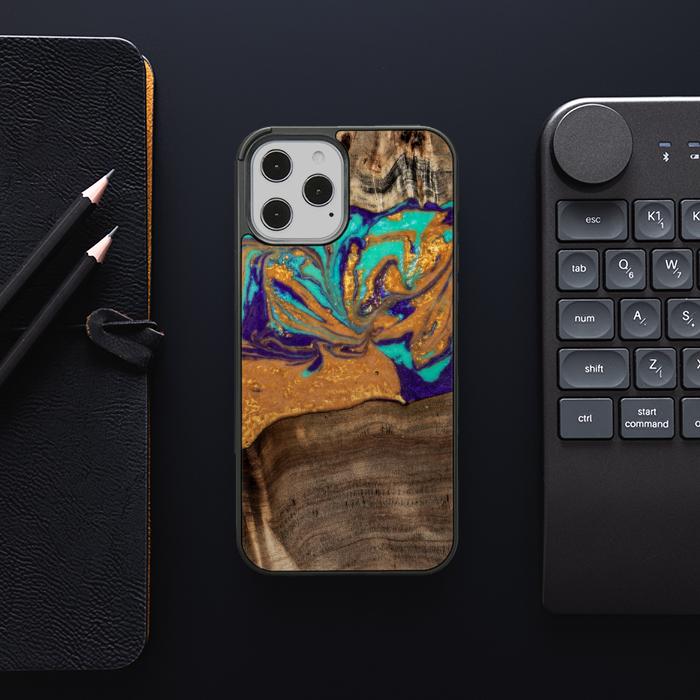 iPhone 12 Pro Max Handyhülle aus Harz und Holz - SYNERGY#A122