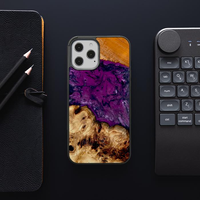 iPhone 12 Pro Max Handyhülle aus Harz und Holz - Synergy#D130