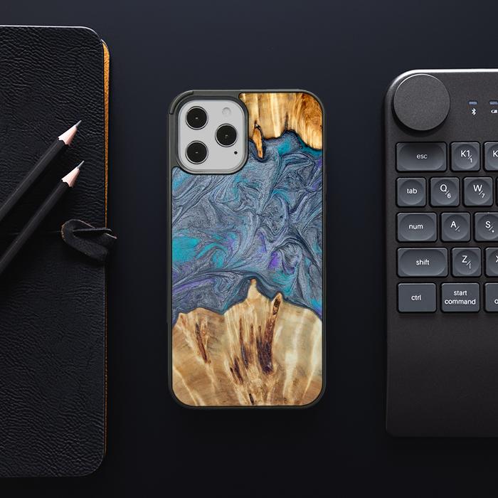 iPhone 12 Pro Max Handyhülle aus Harz und Holz - Synergy#D135