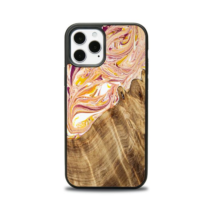 iPhone 12 Pro Handyhülle aus Harz und Holz - SYNERGY#C48