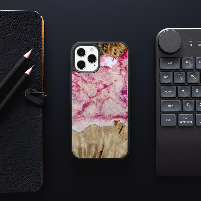 iPhone 12 Pro Handyhülle aus Harz und Holz - Synergy#D101