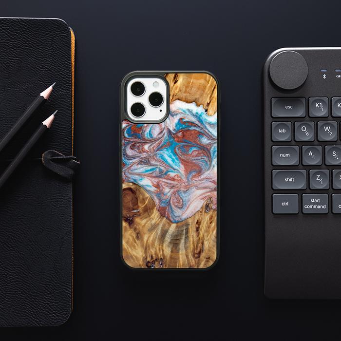 iPhone 12 Pro Handyhülle aus Harz und Holz - Synergy#D138