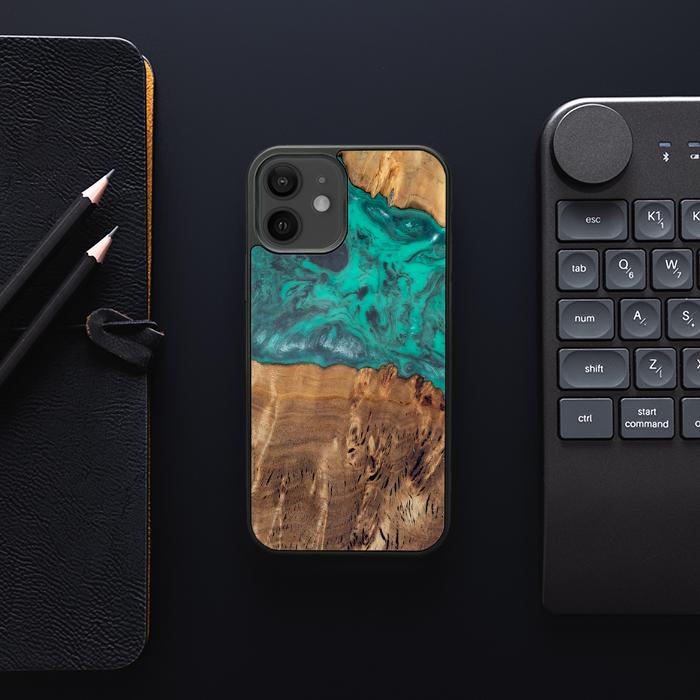 iPhone 12 Handyhülle aus Harz und Holz - Synergy#D111