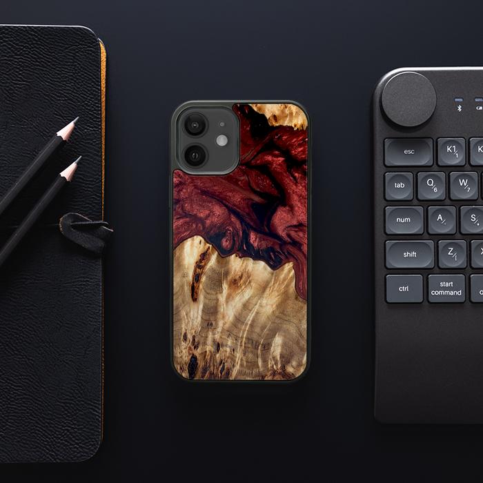 iPhone 12 Handyhülle aus Harz und Holz - Synergy#D121