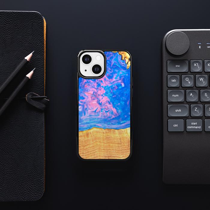 iPhone 13 Mini Handyhülle aus Harz und Holz - SYNERGY#B23