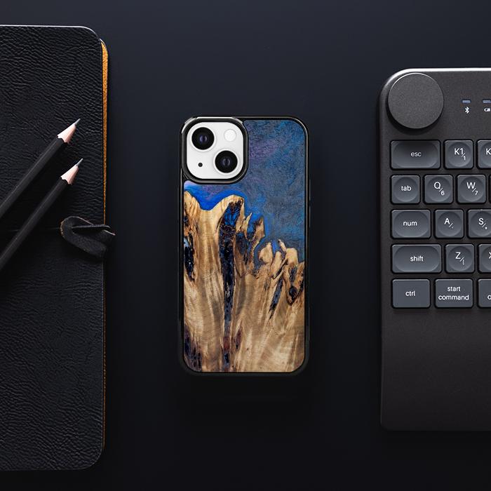 iPhone 13 Mini Handyhülle aus Harz und Holz - Synergy#D120