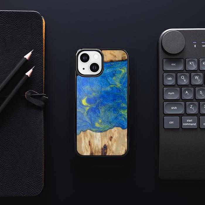 iPhone 13 Mini Handyhülle aus Harz und Holz - Synergy#D131