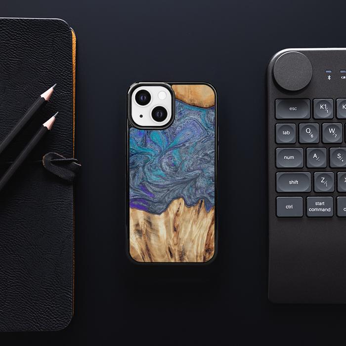 iPhone 13 Mini Handyhülle aus Harz und Holz - Synergy#D132