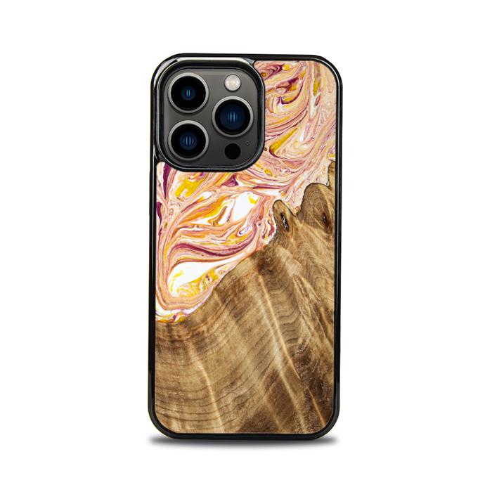 iPhone 13 Pro Handyhülle aus Harz und Holz - SYNERGY#C48