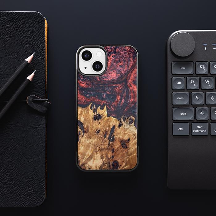 iPhone 13 Handyhülle aus Harz und Holz - Synergy#D118