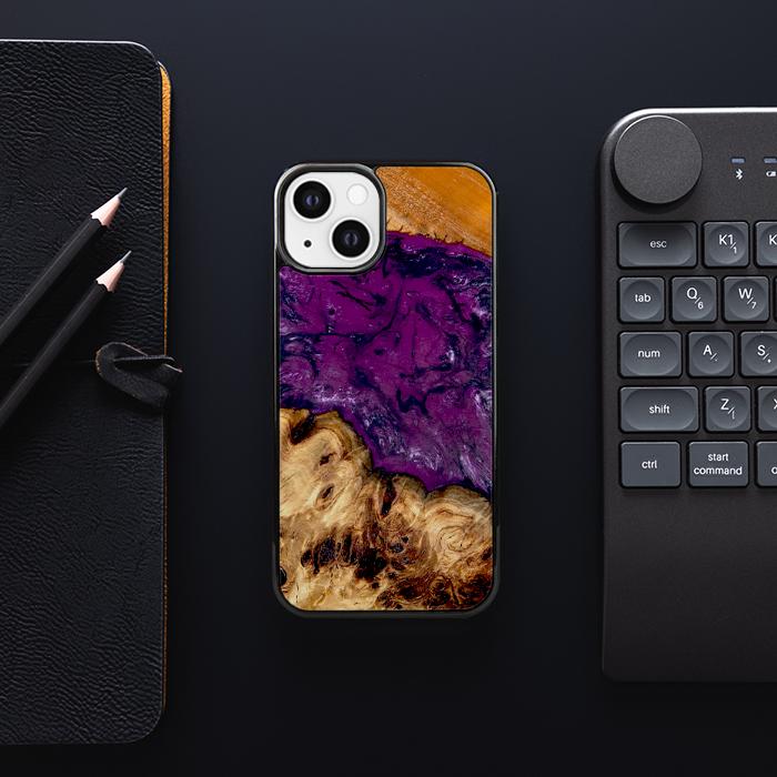 iPhone 13 Handyhülle aus Harz und Holz - Synergy#D130