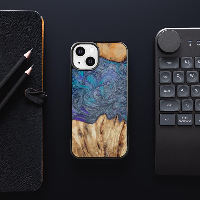 iPhone 13 Handyhülle aus Harz und Holz - Synergy#D132