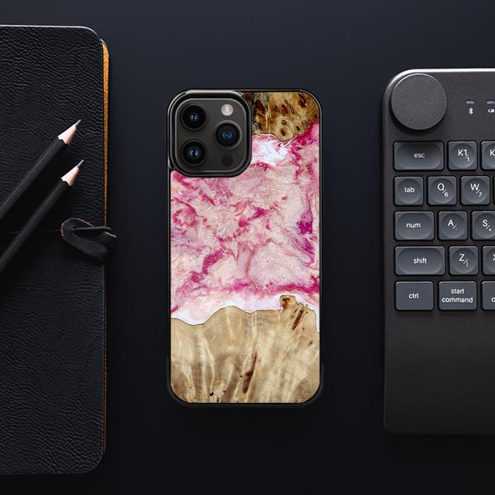 iPhone 15 Pro Max Handyhülle aus Harz und Holz - Synergy#D101