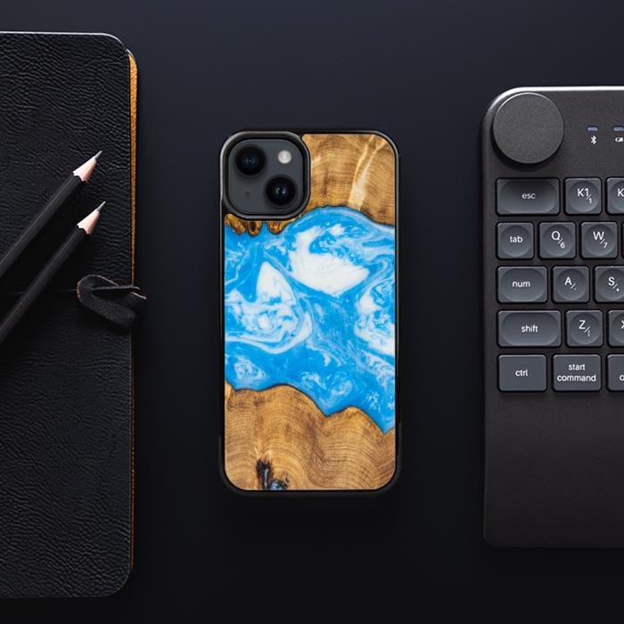 iPhone 15 Handyhülle aus Harz und Holz - SYNERGY#A32