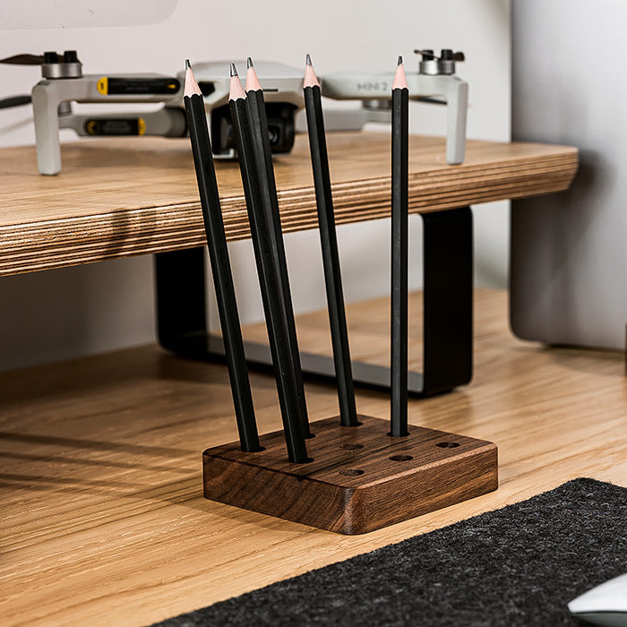 Quadratischer Organizer mit Stifteständer, amerikanischer Nussbaum