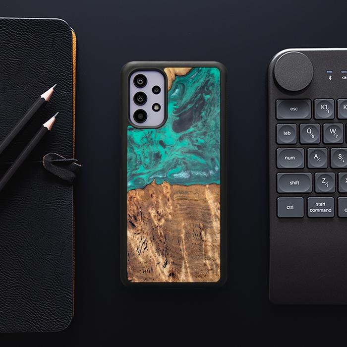Samsung Galaxy A32 5G Handyhülle aus Harz und Holz - Synergy#D108