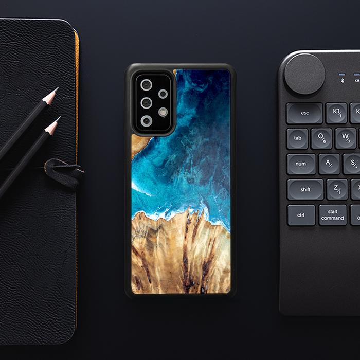 Samsung Galaxy A33 5G Handyhülle aus Harz und Holz - Synergy#D126