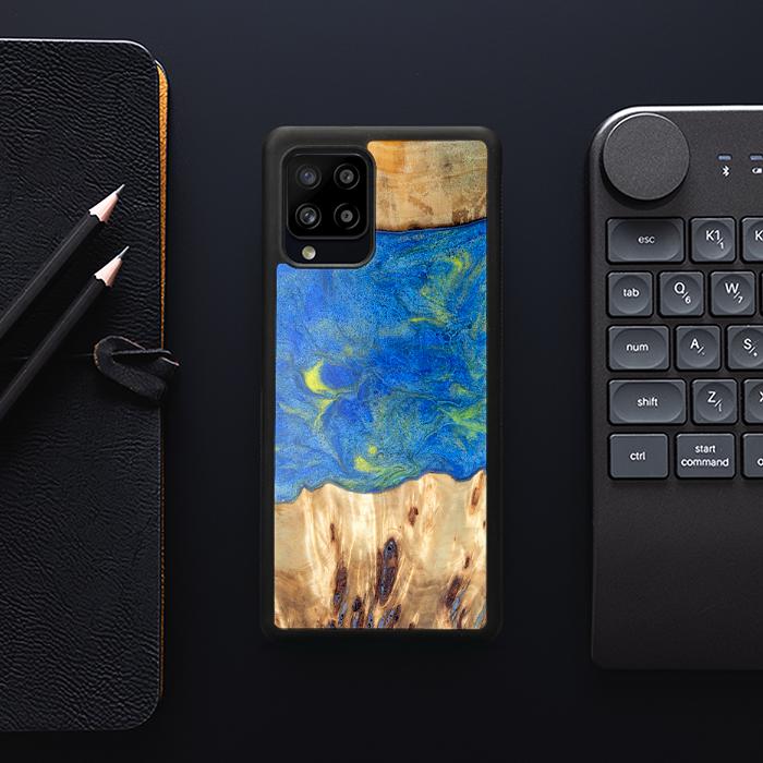 Samsung Galaxy A42 5G Handyhülle aus Harz und Holz - Synergy#D131