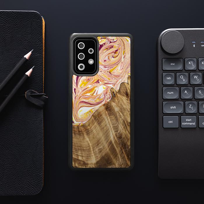 Samsung Galaxy A72 5G Handyhülle aus Harz und Holz - SYNERGY#C48