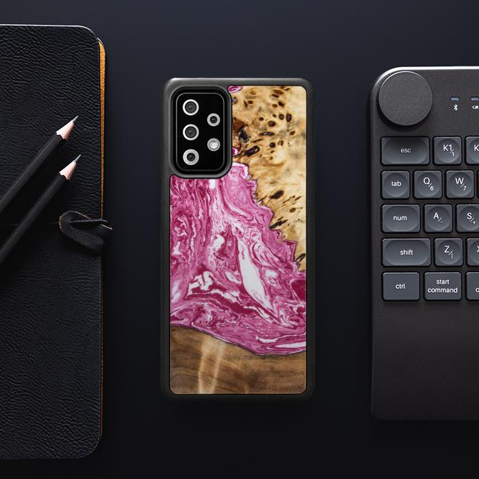 Samsung Galaxy A72 5G Handyhülle aus Harz und Holz - Synergy#129