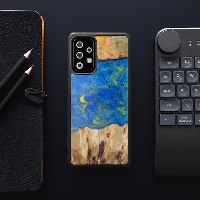 Samsung Galaxy A72 5G Handyhülle aus Harz und Holz - Synergy#D131