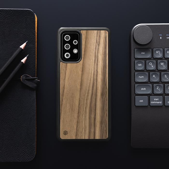 Samsung Galaxy A72 5G Handyhülle aus Holz - Nussbaum