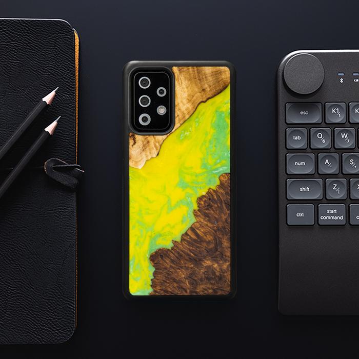 Samsung Galaxy A73 5G Handyhülle aus Harz und Holz - SYNERGY#A12