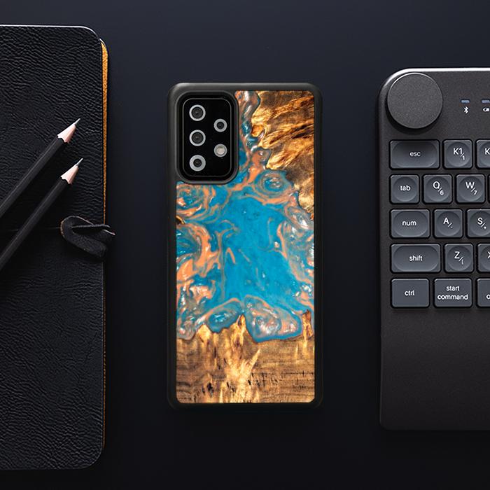 Samsung Galaxy A73 5G Handyhülle aus Harz und Holz - SYNERGY#B22