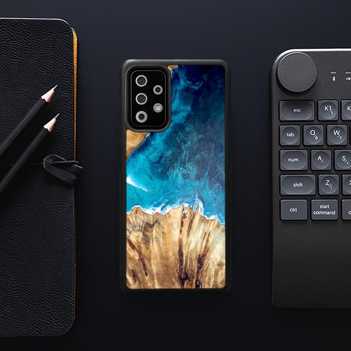 Samsung Galaxy A73 5G Handyhülle aus Harz und Holz - Synergy#D126