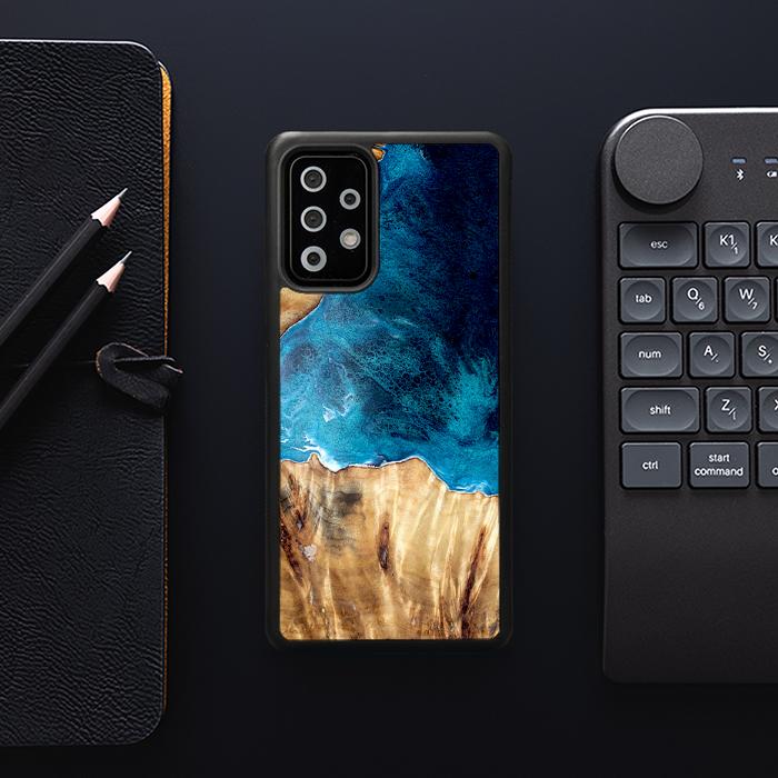 Samsung Galaxy A73 5G Handyhülle aus Harz und Holz - Synergy#D127