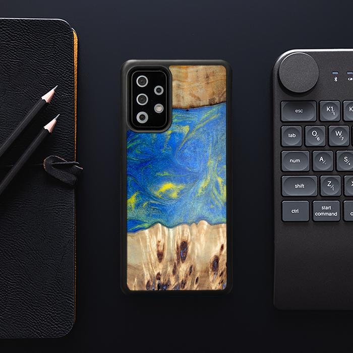 Samsung Galaxy A73 5G Handyhülle aus Harz und Holz - Synergy#D128