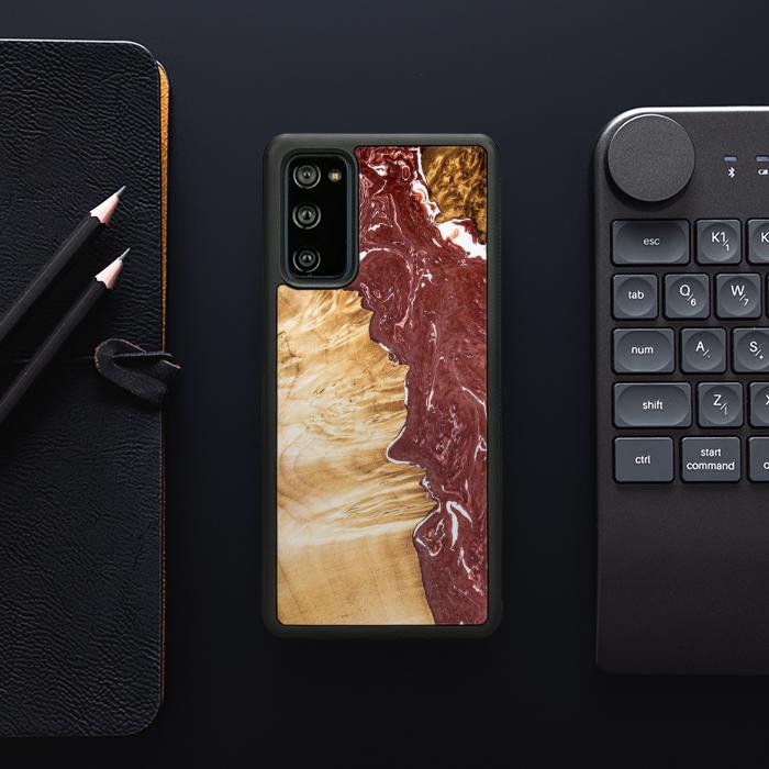 Samsung Galaxy S20 FE Handyhülle aus Harz und Holz - SYNERGY#316