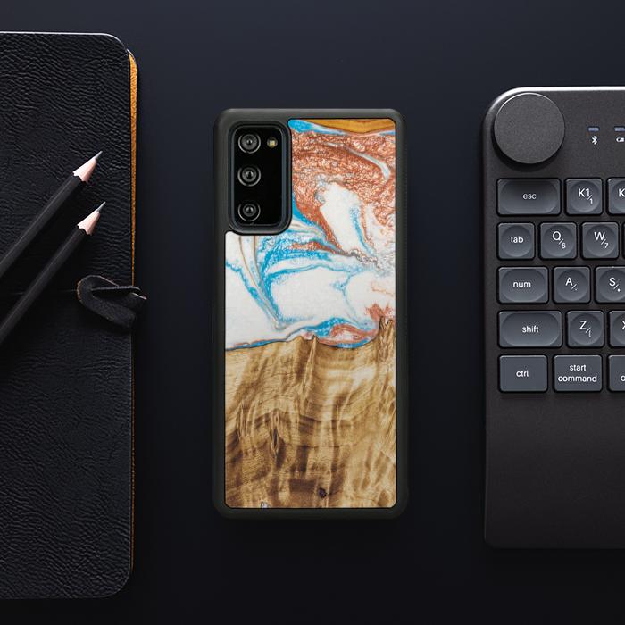 Samsung Galaxy S20 FE Handyhülle aus Harz und Holz - SYNERGY#47