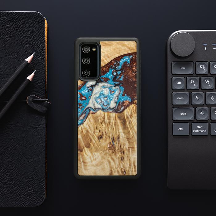 Samsung Galaxy S20 FE Handyhülle aus Harz und Holz - SYNERGY#B12