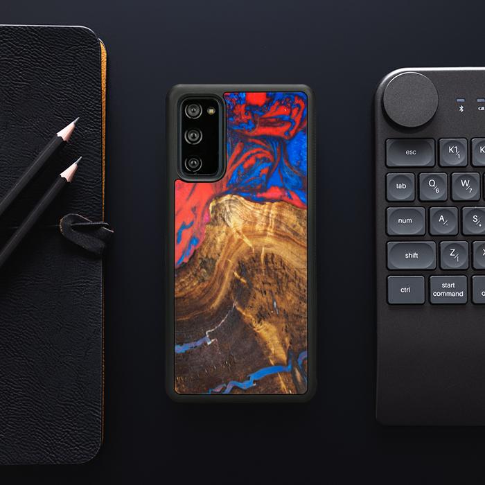 Samsung Galaxy S20 FE Handyhülle aus Harz und Holz - SYNERGY#B31
