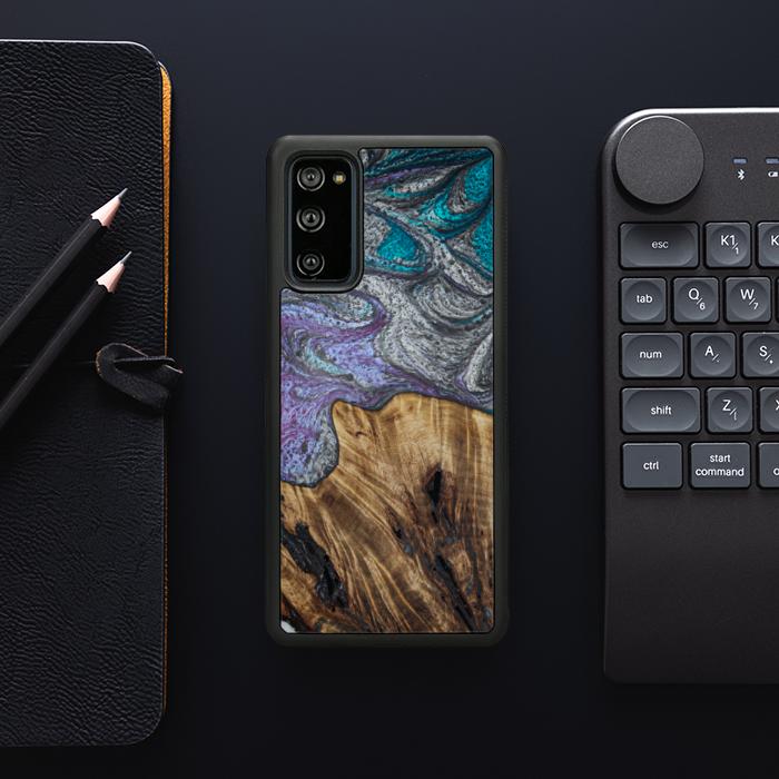 Samsung Galaxy S20 FE Handyhülle aus Harz und Holz - SYNERGY#C47